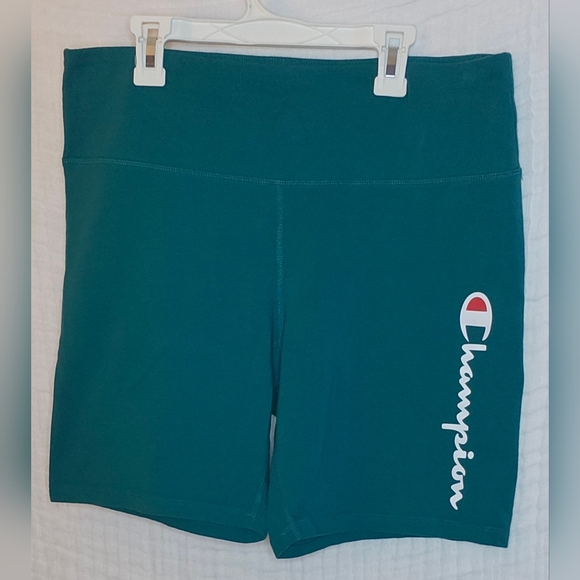 Champion Bike Shorts Stretch Wide Waist Band Size 2XL (Comfy on Size 8/10 also!) - Picture 1 of 7